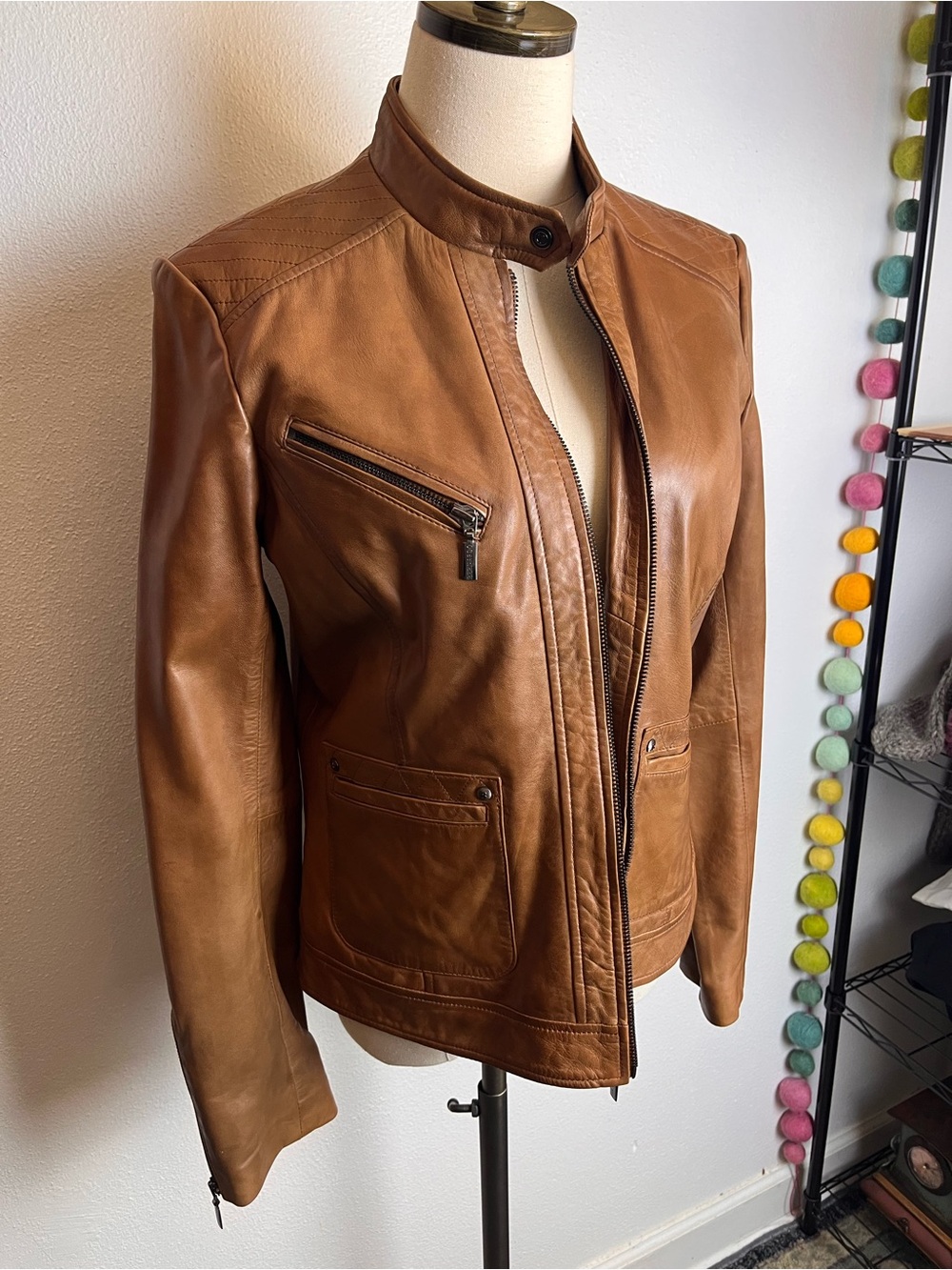 Bernardo Cognac 100% Leather Jacket - Picture 4 of 10